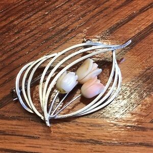 Vintage Carved Stone Silver PiN/Brooch